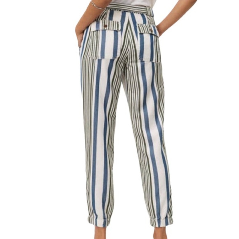 Ann Taylor LOFT | High-Rise Striped Zip Ankle‎ Joggers in 100% Lyocell - Picture 5 of 14